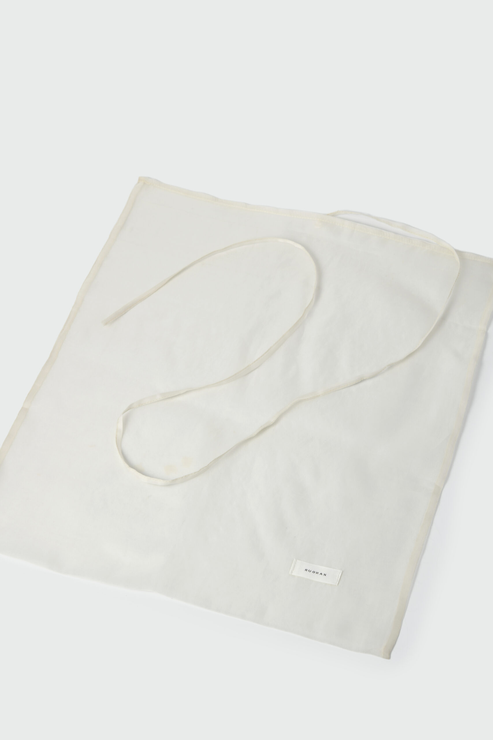 Hotel-Sheer Envelope Pouch with Tie